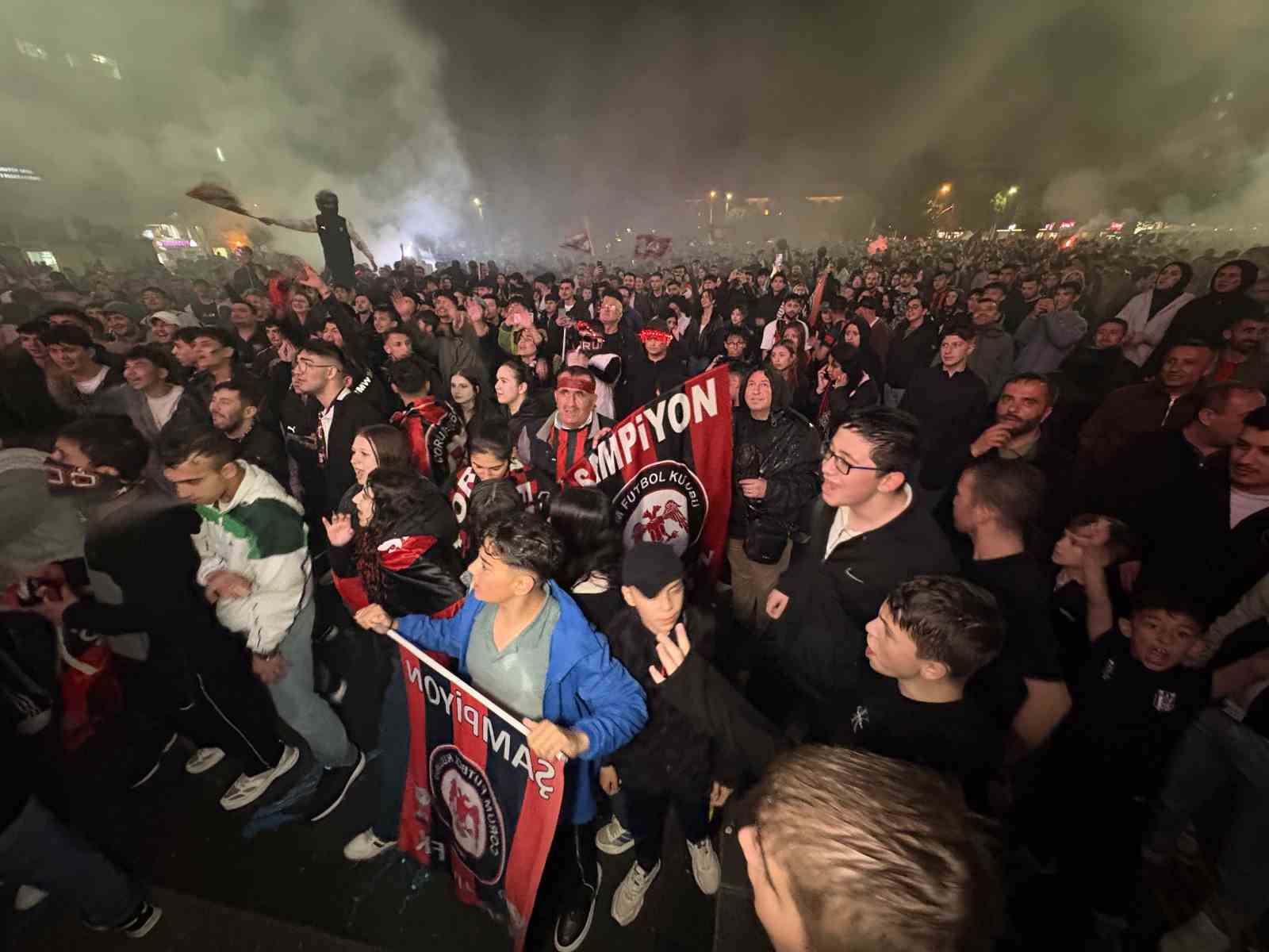 Çorum FK’nın Süper Lig’e yükselmesi şehri ayağa kaldırdı 9 corum fknin super lige yukselmesi sehri ayaga kaldirdi 5 qhSCKsLH
