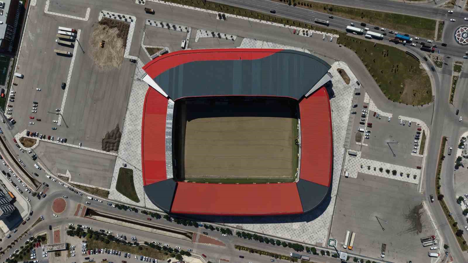 corum sehir stadyumunda super lig mesaisi 0 IPgQkmsC