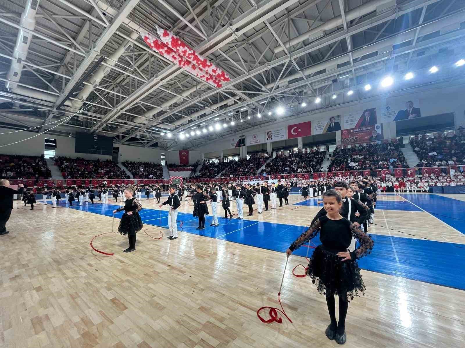 Çorum’da 23 Nisan coşkusu 8 corumda 23 nisan coskusu 4 JgpDJj3I