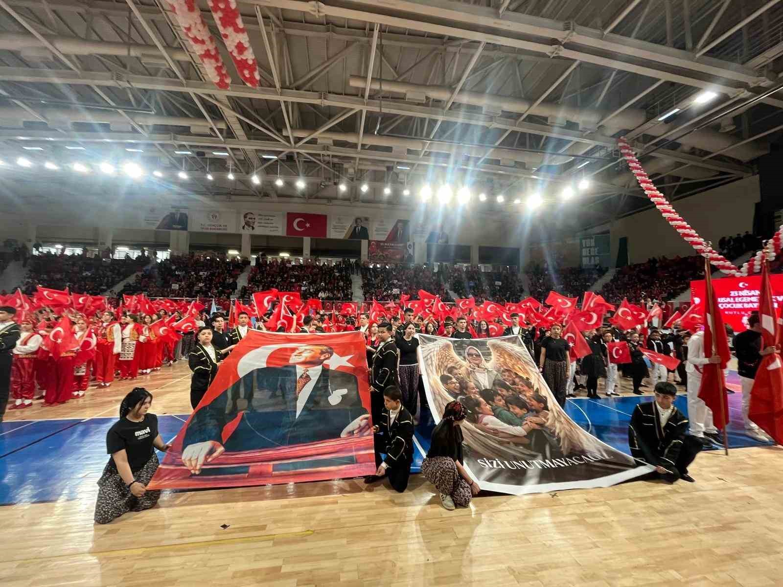 Çorum’da 23 Nisan coşkusu 9 corumda 23 nisan coskusu 5 2gv6QUFt
