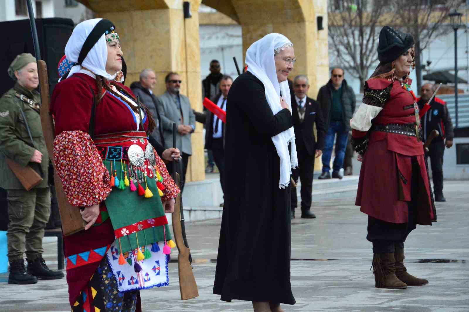 Çorum’da 3. Puduhepa Kadın Kültür Festivali başladı 15 corumda 3 puduhepa kadin kultur festivali basladi 11 EWTbhuQO