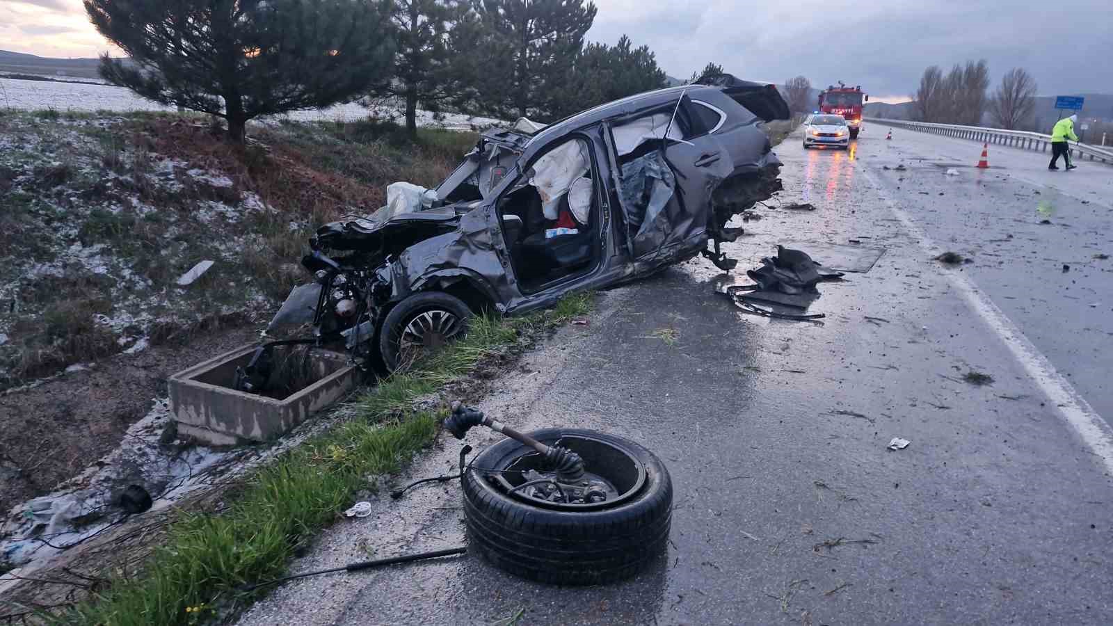 corumda ayni noktada iki farkli trafik kazasi 1 olu 3 yarali 2 ewEHwDVs