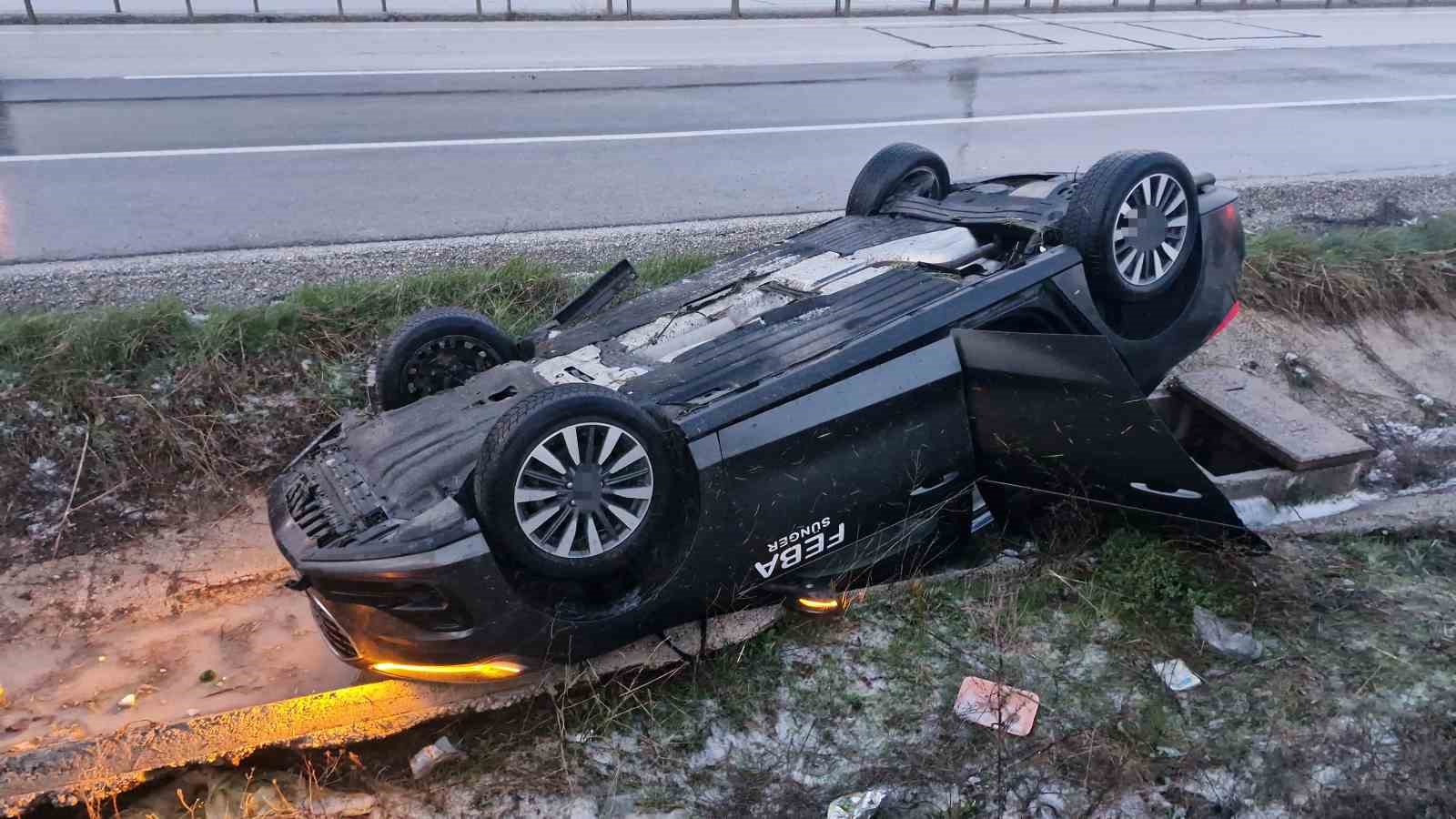 corumda ayni noktada iki farkli trafik kazasi 1 olu 3 yarali 4 aL7maLEw