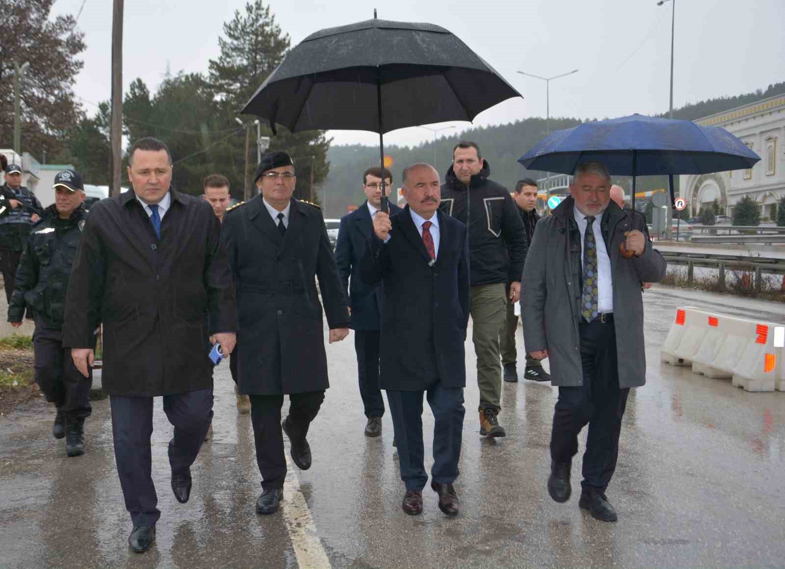 corumda bayram oncesinde trafik denetimleri arttirildi vali calgan ve baskan asgindan suruculere uyari 0