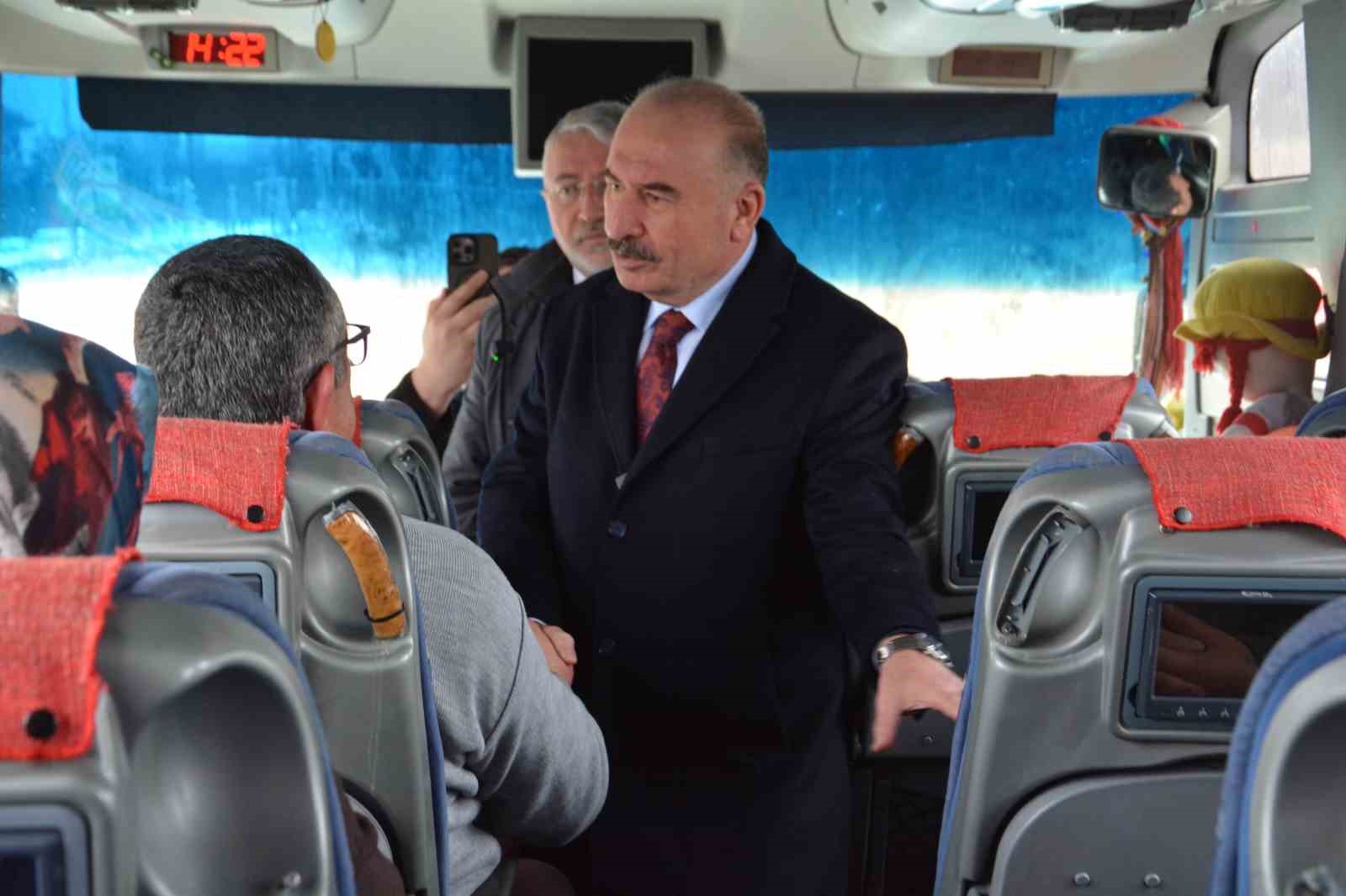 corumda bayram oncesinde trafik denetimleri arttirildi vali calgan ve baskan asgindan suruculere uyari 1 1YLQdcMI