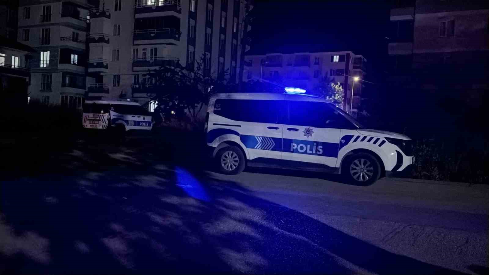 corumda bicakli kavga 2 yarali 1 ktta1M3V