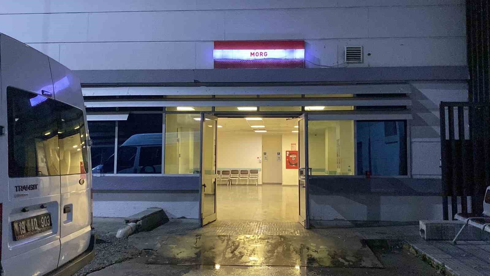 corumda bicakli kavga baba ve oglu hayatini kaybetti 1