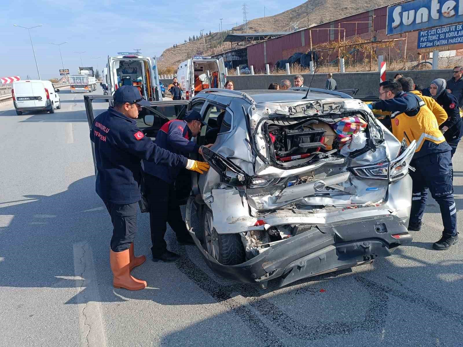 corumda cip ile kamyon carpisti 5 yarali 2