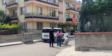 corumda-genc-kadin-tartistigi-anne-ve-babasini-bicakla-rehin-aldi-AjCZ4X8L.jpg