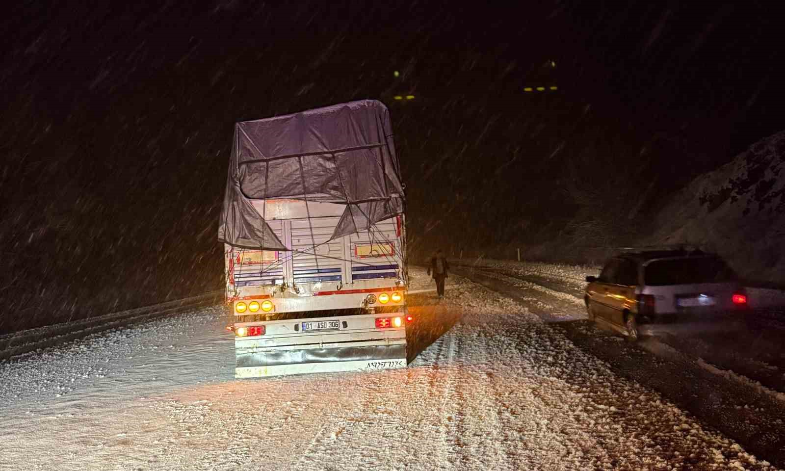 corumda kar yagisi etkili oluyor 0 RZkeUlsV