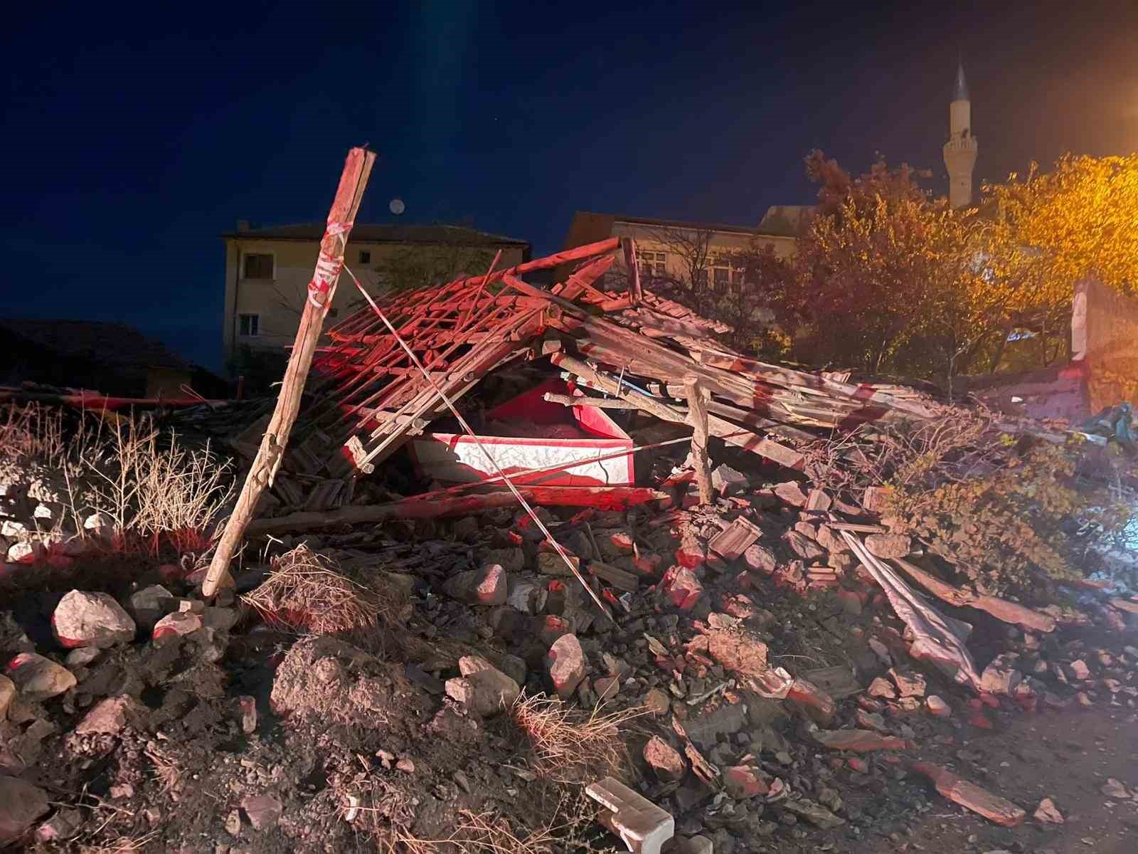 corumda metruk bina coktu 2 iZKh3zUu