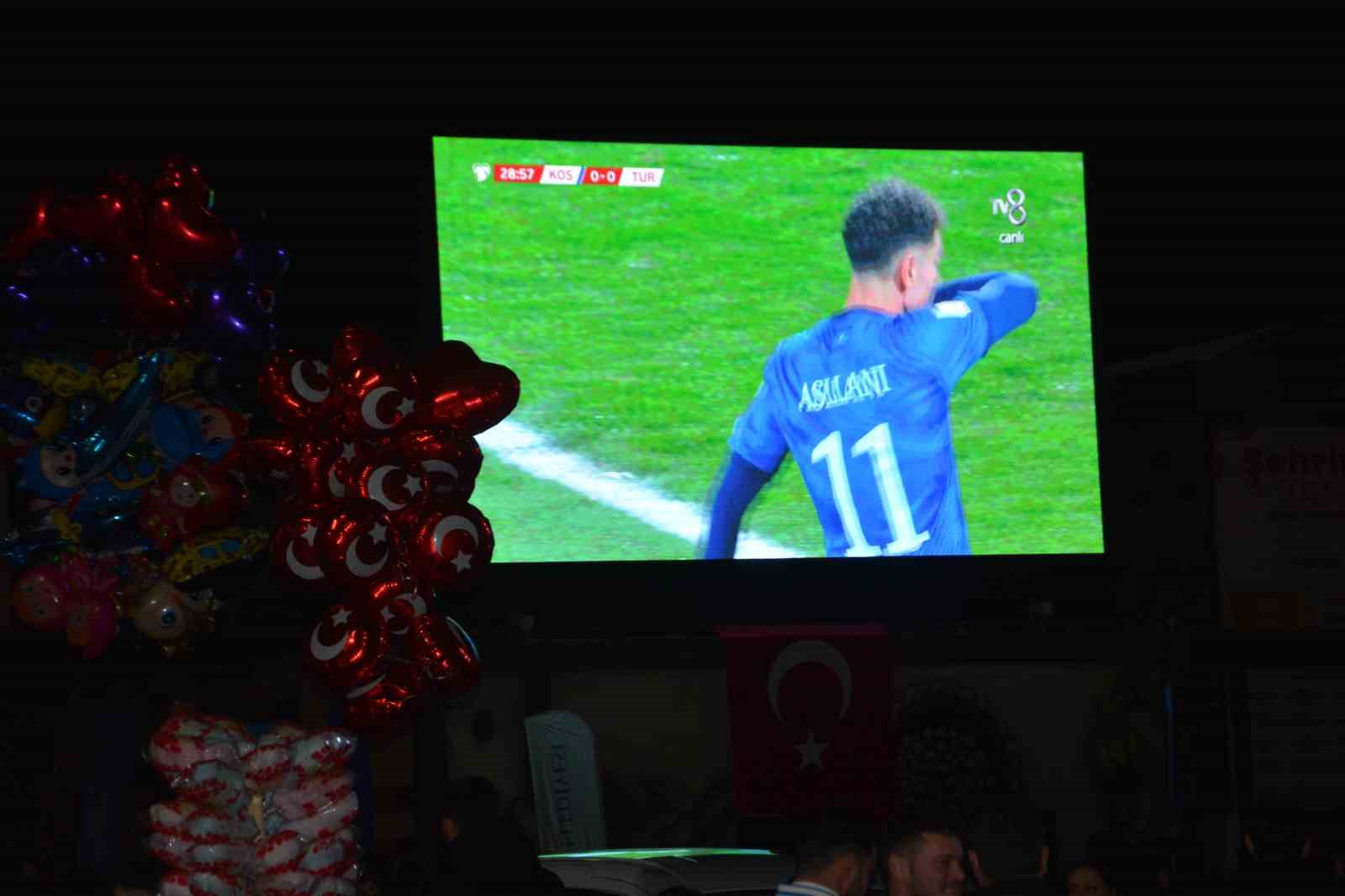 corumda milli mac coskusu kent meydaninda yasandi 3