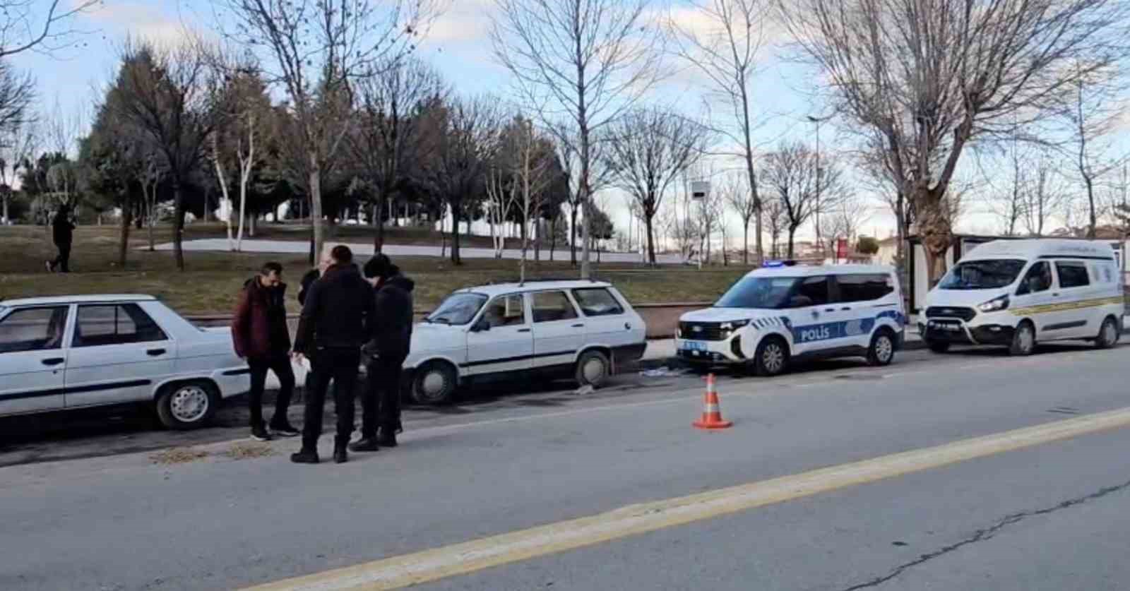 corumda motosiklet yasli kadina carpti 2 yarali 2 QPsHRs1V
