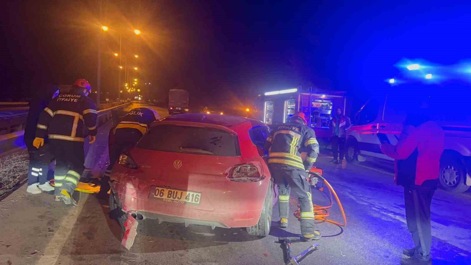 corumda otomobil tira carpti 1 olu 4 5plQammO