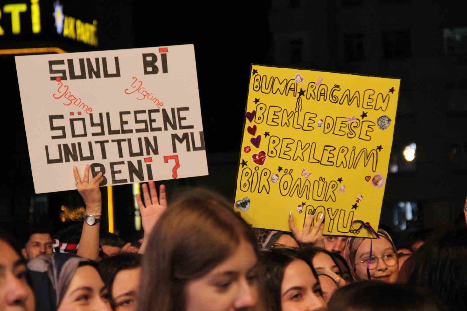 Çorum’da Soner Sarıkabadayı coşkusu 13 corumda soner sarikabadayi coskusu 9 UcsGp6XP