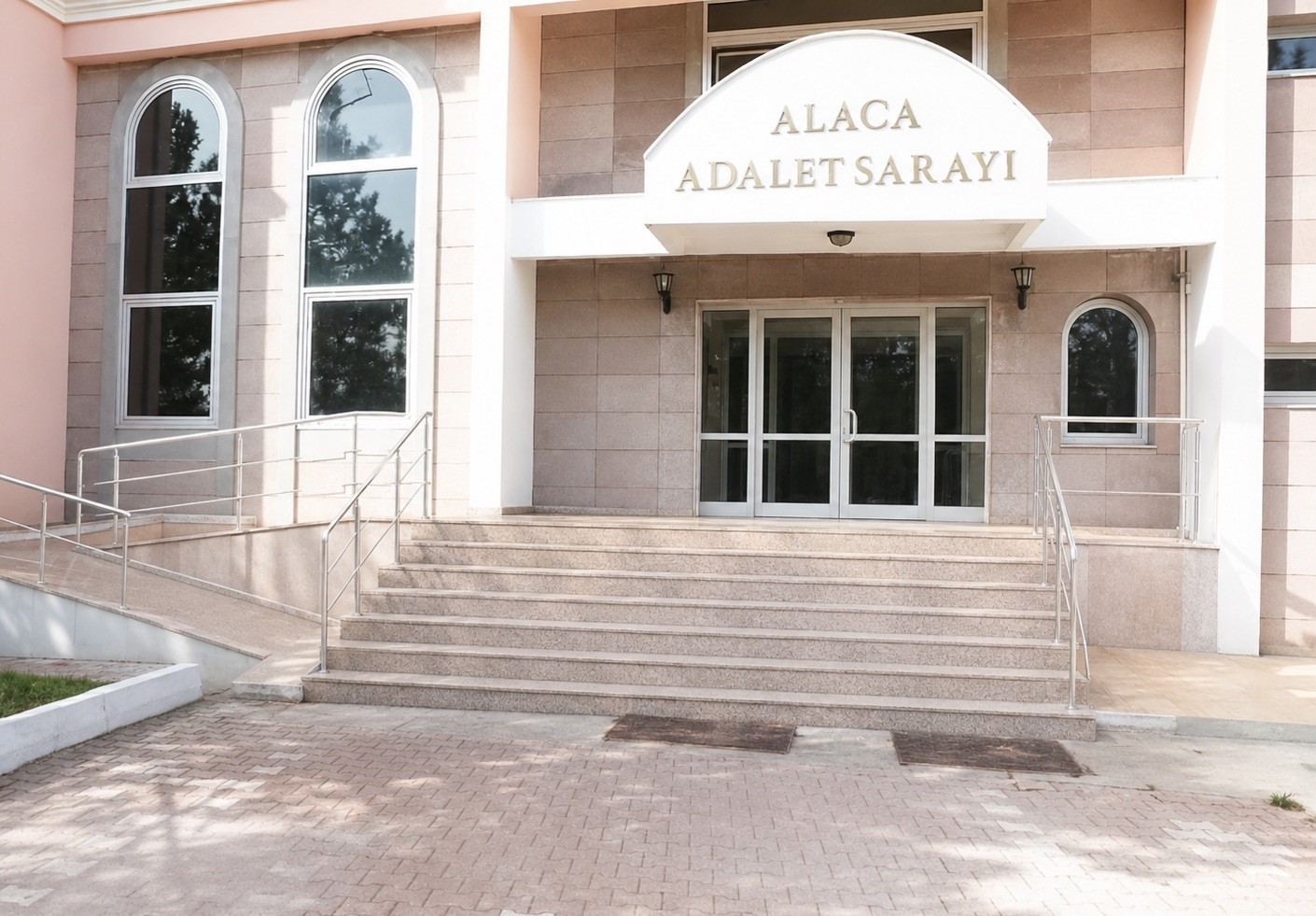 corumda tartistigi sahsi bicaklayan supheli tutuklandi 1 PN1DVKzk