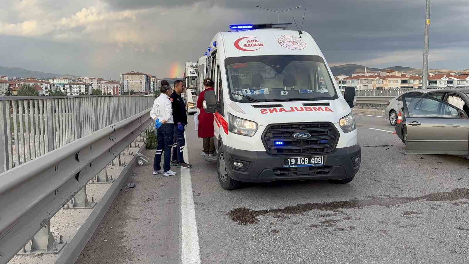 corumda tirla otomobil carpisti 1 yarali 4