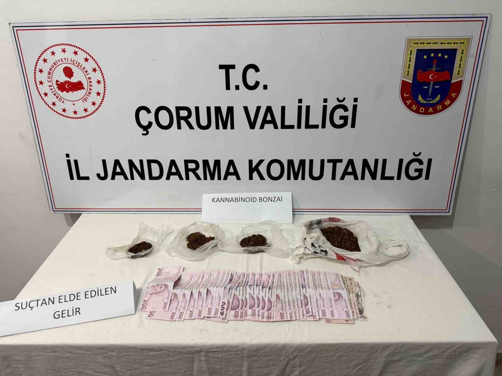 corumda uyusturucu operasyonu kacmaya calisirken yakalandilar 2 dbhcFzcA