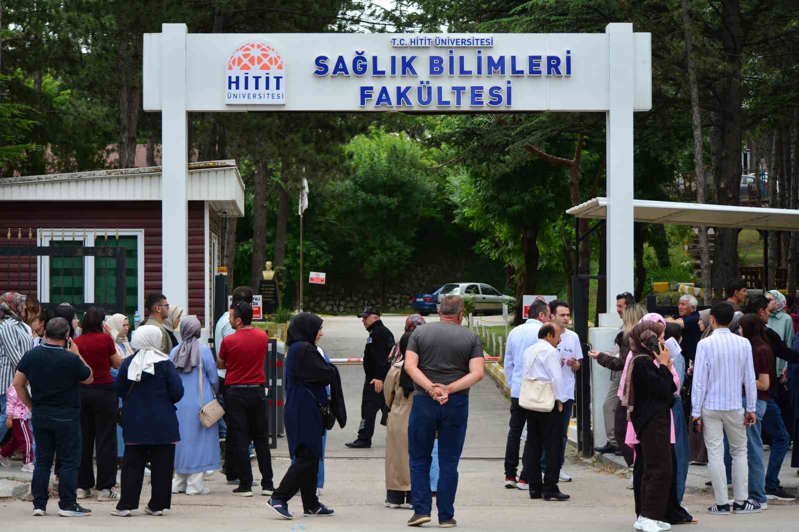 Çorum’da YKS heyecanı: 14 bin 327 öğrenci ter döküyor 6 corumda yks heyecani 14 bin 327 ogrenci ter dokuyor 2 DuTCHcqU