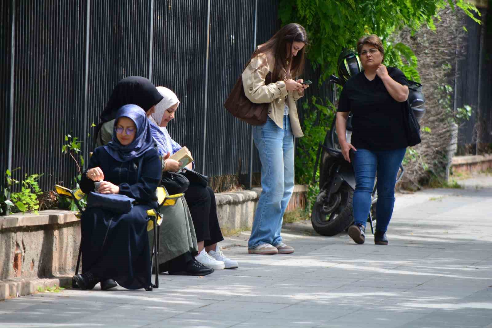Çorum’da YKS heyecanı: 14 bin 327 öğrenci ter döküyor 8 corumda yks heyecani 14 bin 327 ogrenci ter dokuyor 4 X6ZlzetJ