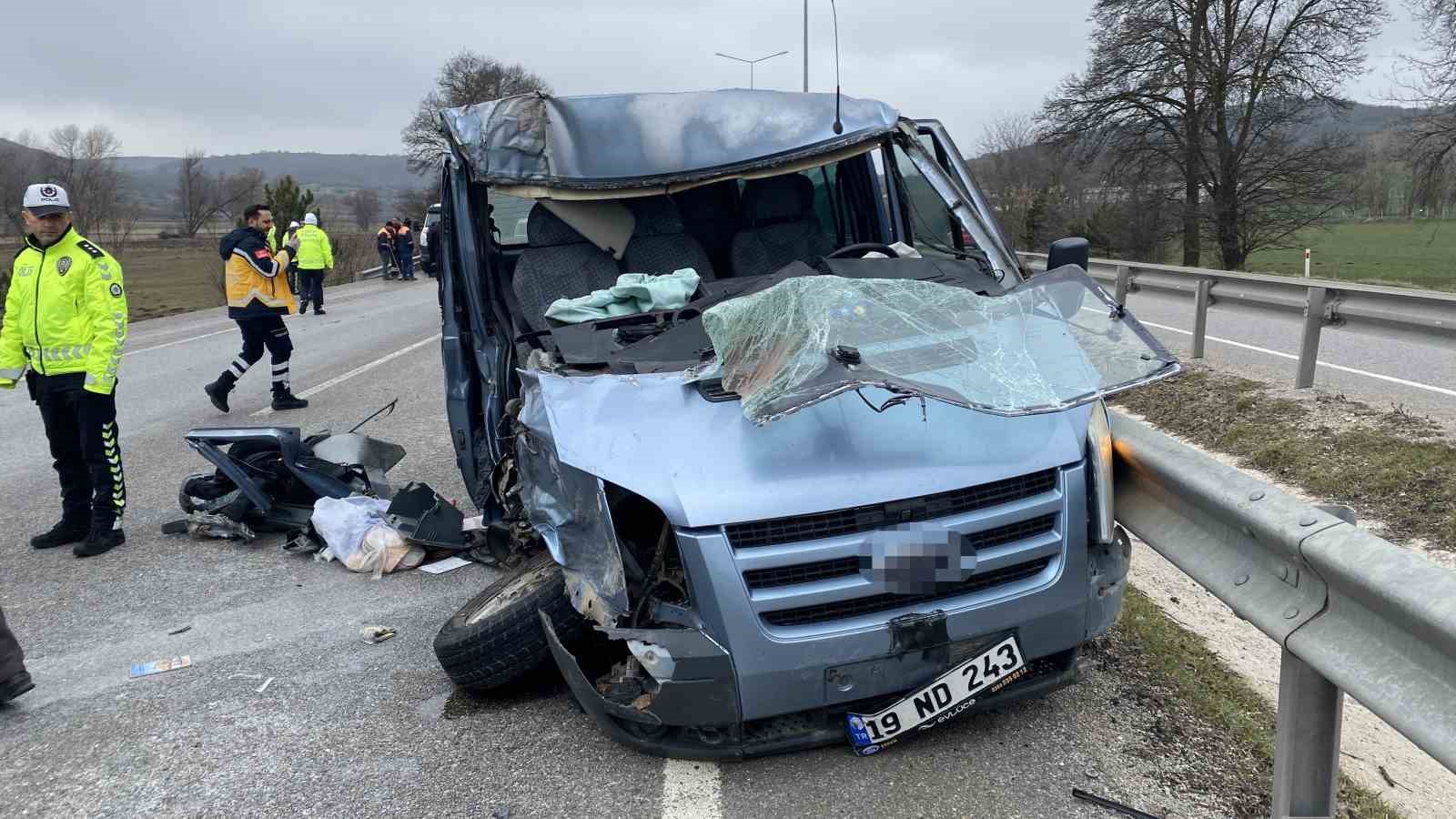 corumdaki kazada agir yaralanan genc kadindan aci haber 1 UfV6MBwT