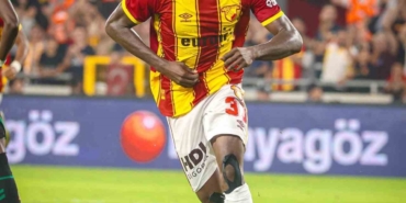 coventry-city-anthony-dennise-talip-oldu-ahnRFJNf.jpg
