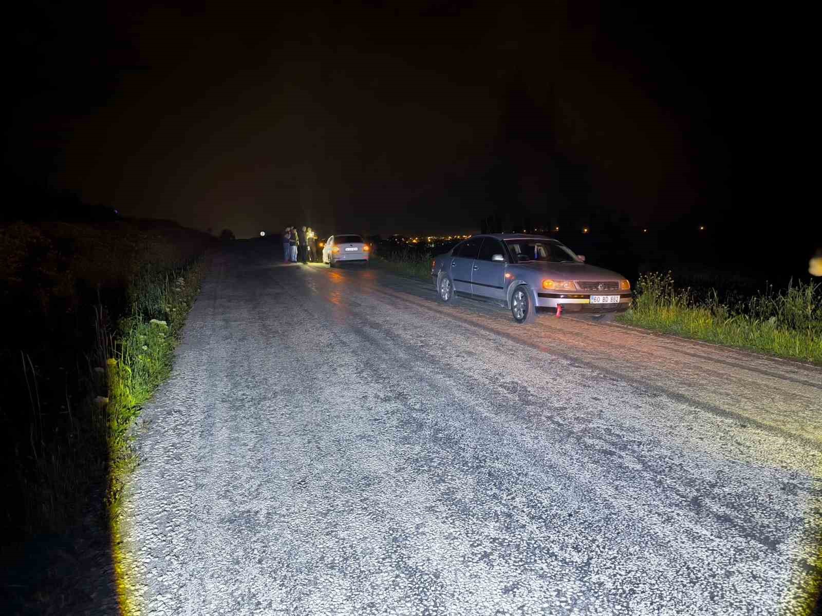 cukurlara giren 5 aracin lastigi patladi 1 19NTefar