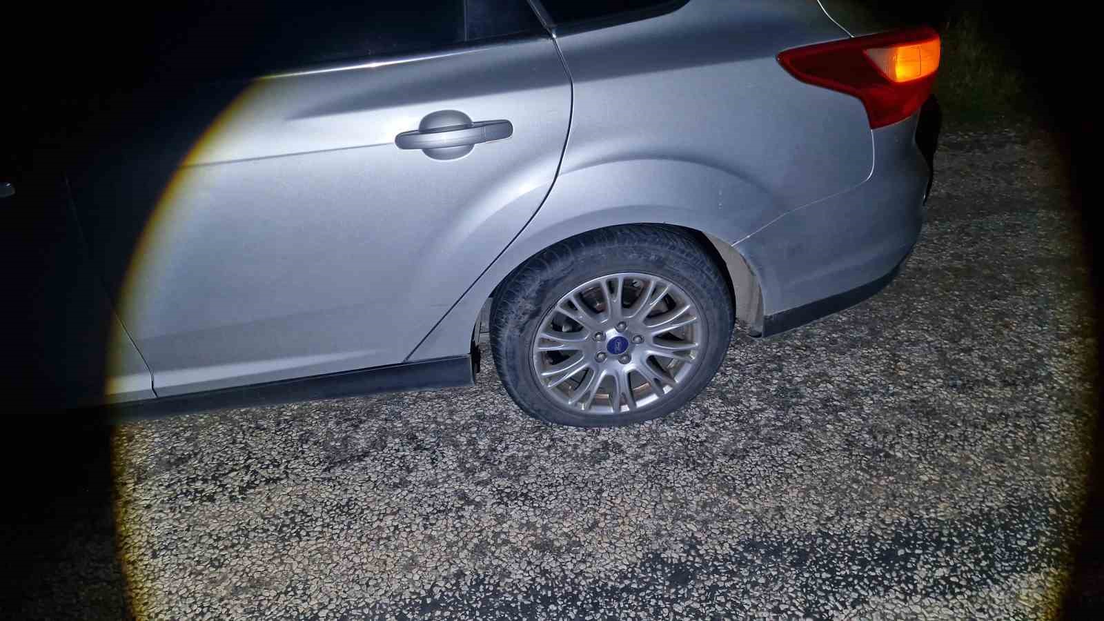 cukurlara giren 5 aracin lastigi patladi 5 vzgELeJM