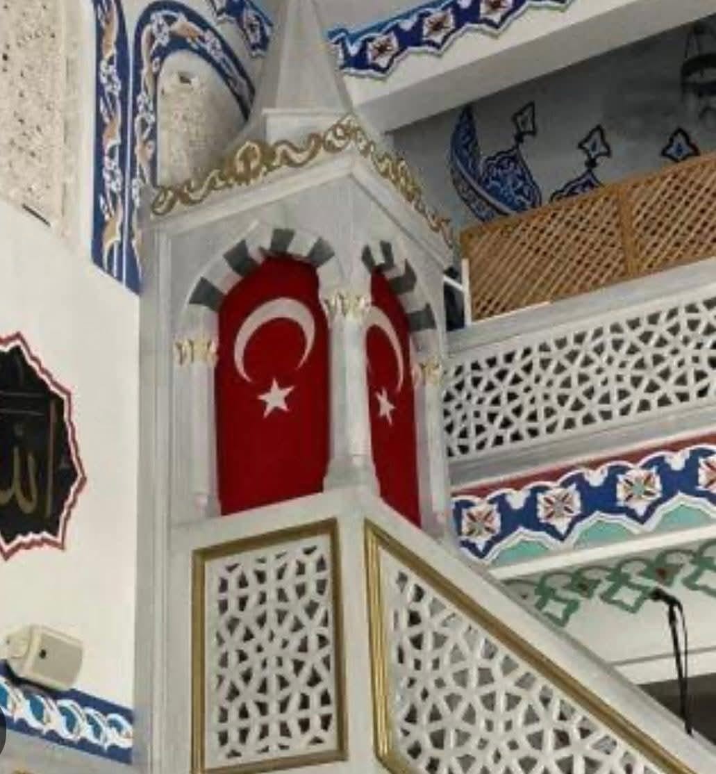 cuma hutbesinde minberler bayrakla suslensin teklifi 2 fTUs5YPY