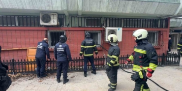 cuma-namazi-oncesinde-cami-carsisinda-yangin-panigi-rBc9NlnZ.jpg