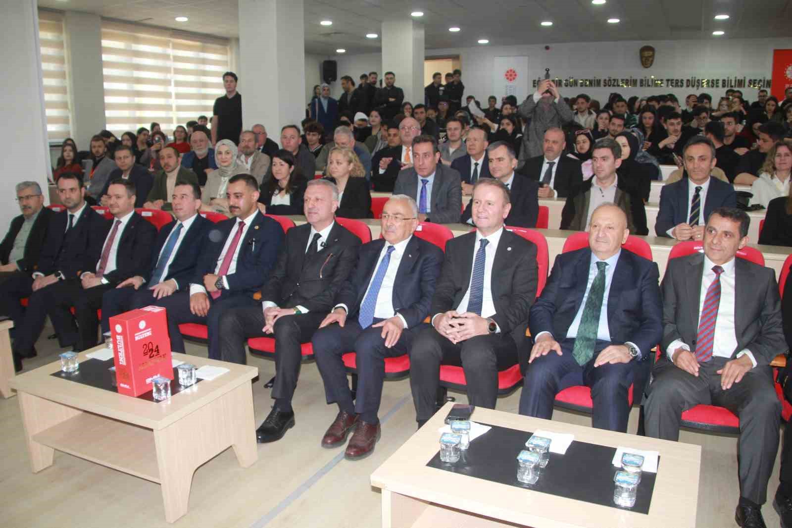 cumhurbaskani basdanismani saral bircok alanda dezenformasyonla karsi karsiyayiz 2 DQ3kjNS8