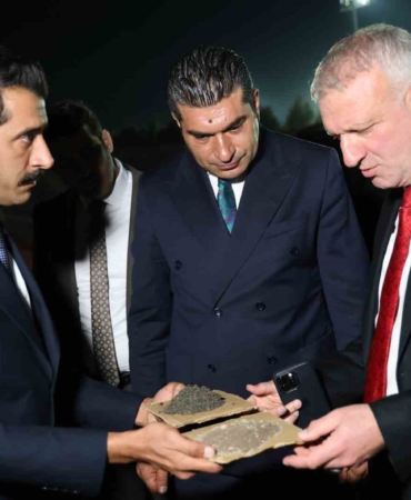 cumhurbaskani-basdanismani-saraldan-elazig-hipodromundaki-sifir-atik-projelerine-tam-not-E2DLq3W5.jpg