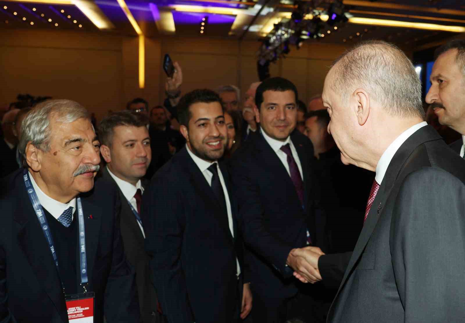 cumhurbaskani erdogan 2025 yilinda ihracat rekoru kirildi 10