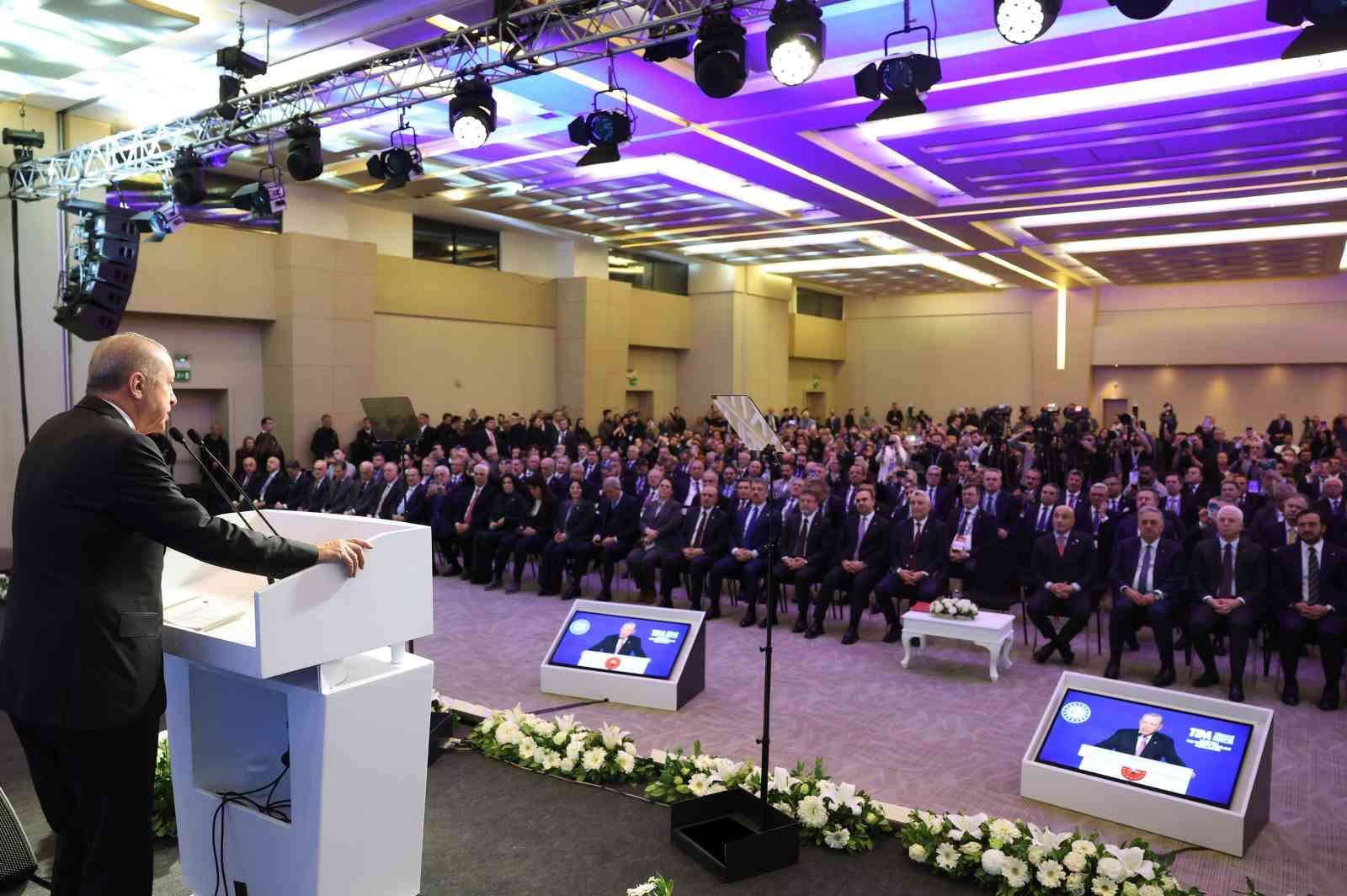 cumhurbaskani erdogan 2025 yilinda ihracat rekoru kirildi 5 yIUG9acB