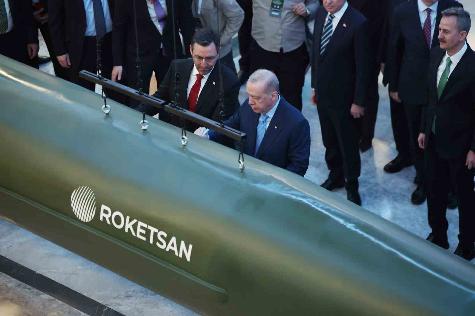 cumhurbaskani erdogan 2028de 11 milyar dolarlik ihracat hacmini yakalayacak insallah savunma ihracatinda dunyada ilk QPYlLXn7