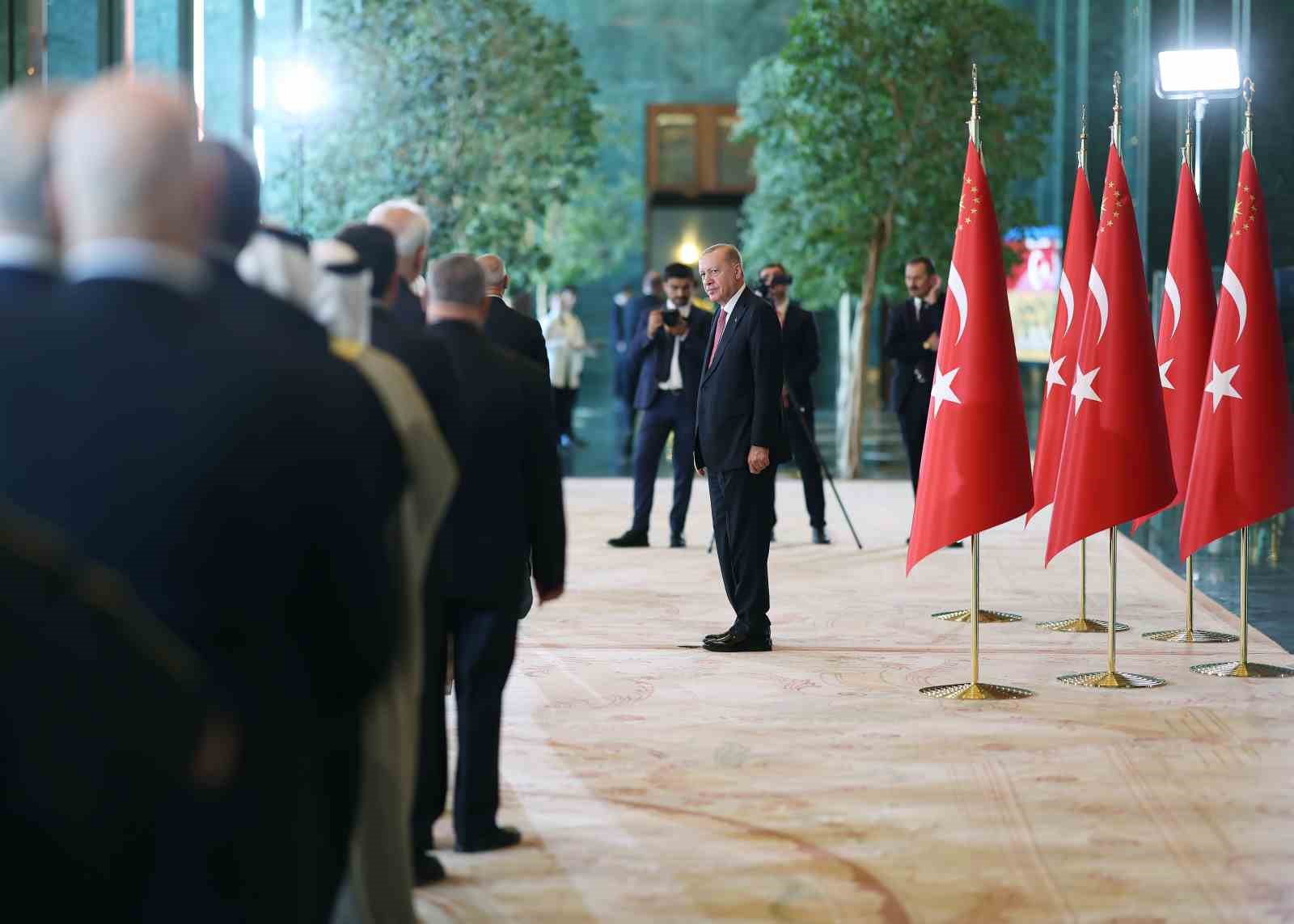 Cumhurbaşkanı Erdoğan, 29 Ekim Cumhuriyet Bayramı tebriklerini kabul etti 6 cumhurbaskani erdogan 29 ekim cumhuriyet bayrami tebriklerini kabul etti 2 TOc8tZ2Q