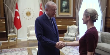 cumhurbaskani-erdogan-ab-temsilcilerini-kabul-etti-I3K5m1gN.jpg