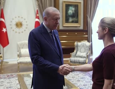 cumhurbaskani-erdogan-ab-temsilcilerini-kabul-etti-I3K5m1gN.jpg