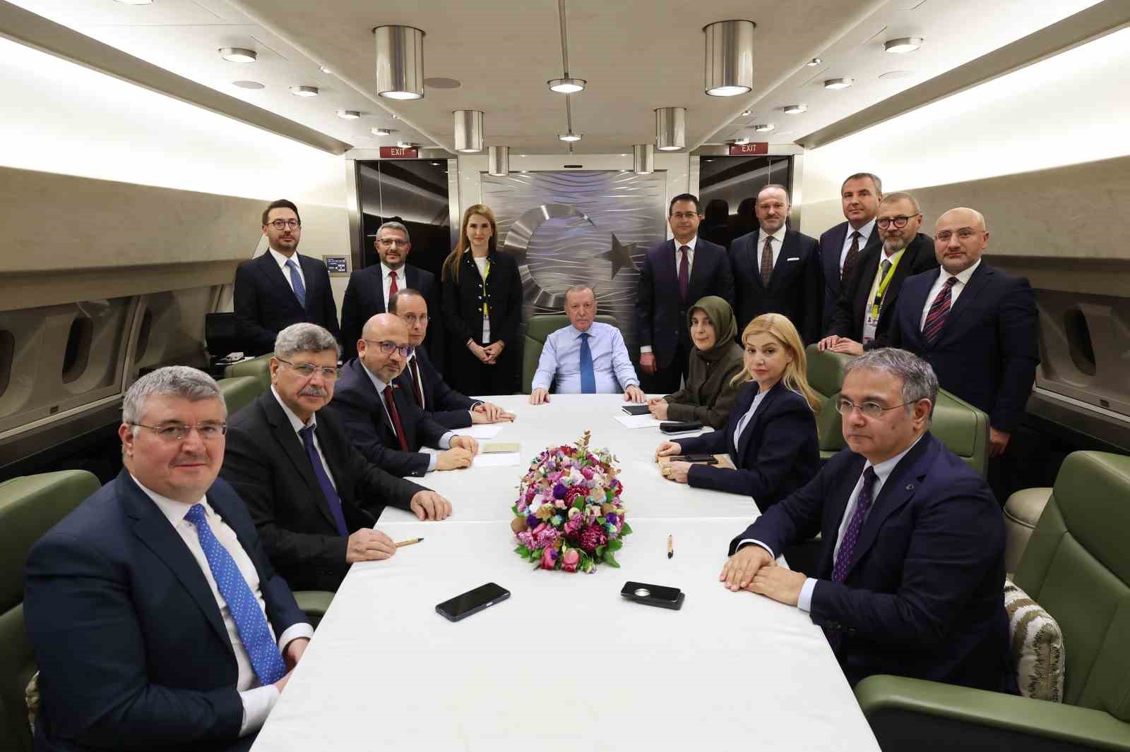 cumhurbaskani erdogan abd iran meselesine sadece askeri pencereden bakmak bolgeyi felakete goturur 1