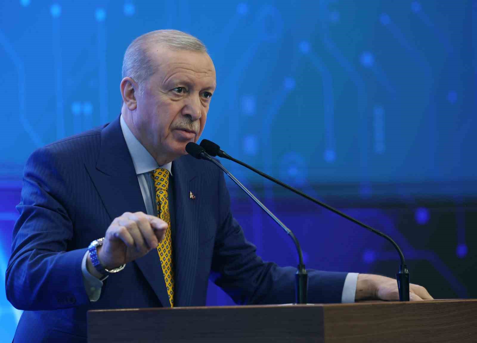 cumhurbaskani erdogan ailevi degerlerin muhafazasini bir milli guvenlik ve beka meselesi olarak goruyoruz 14 7q5T7w34