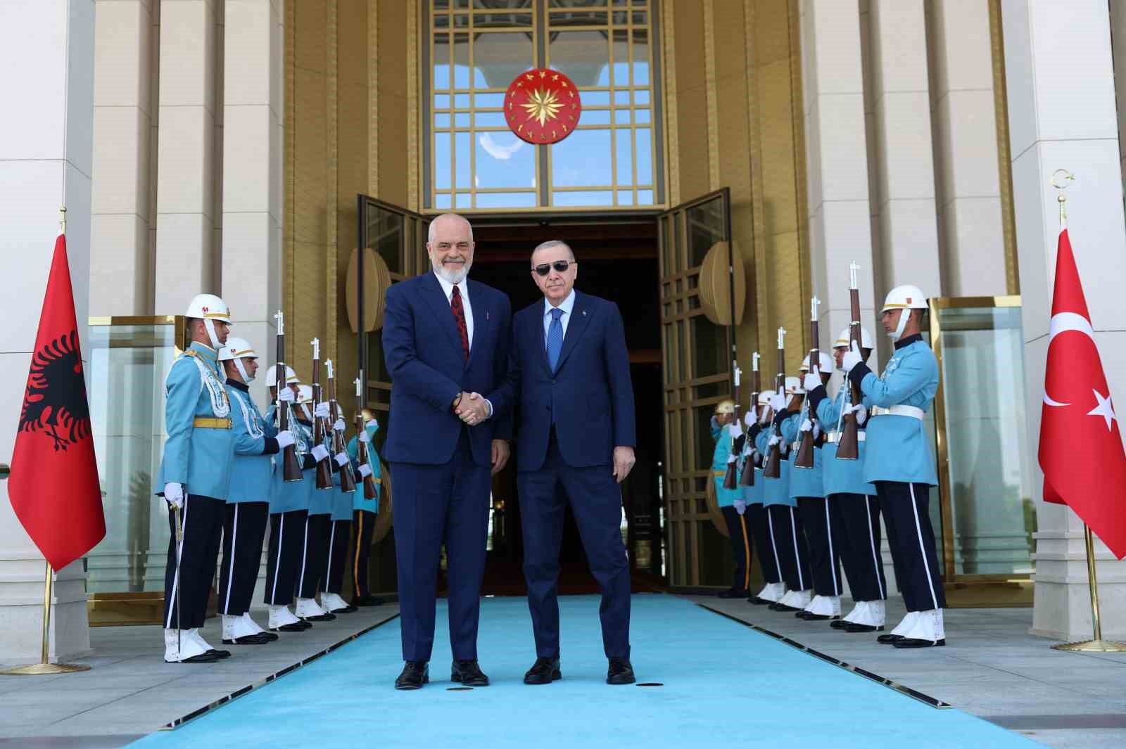 Cumhurbaşkanı Erdoğan, Arnavutluk Başbakanı Edi Rama ile görüştü 7 cumhurbaskani erdogan arnavutluk basbakani edi rama ile gorustu 3