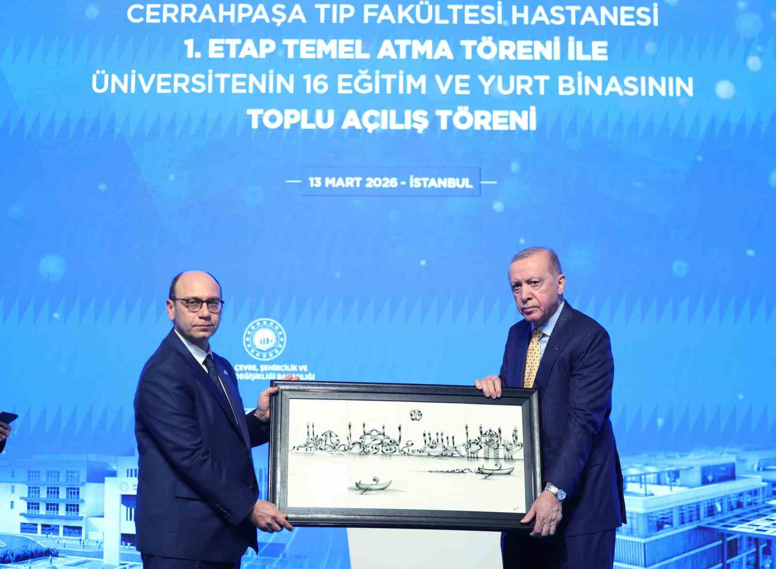 Cumhurbaşkanı Erdoğan: "Atatürk’ün adını güya dillerinden düşürmeyenler, Gazi Mustafa Kemal’in mirasına da sahip çıkmadı" 34 cumhurbaskani erdogan ataturkun adini guya dillerinden dusurmeyenler gazi mustafa kemalin mirasina da sahip cikmadi dHOvALRH