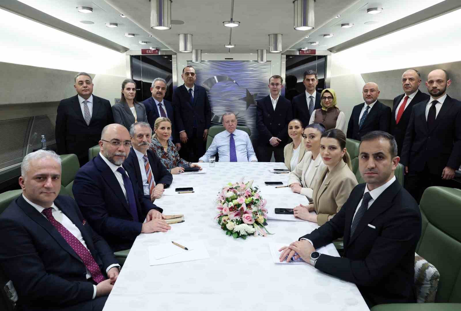 cumhurbaskani erdogan avrupanin mevcut savunma ve guvenlik mekanizmalarina turkiyeyi dahil etmesinin vakti coktan gelmistir Fd2uT2d1