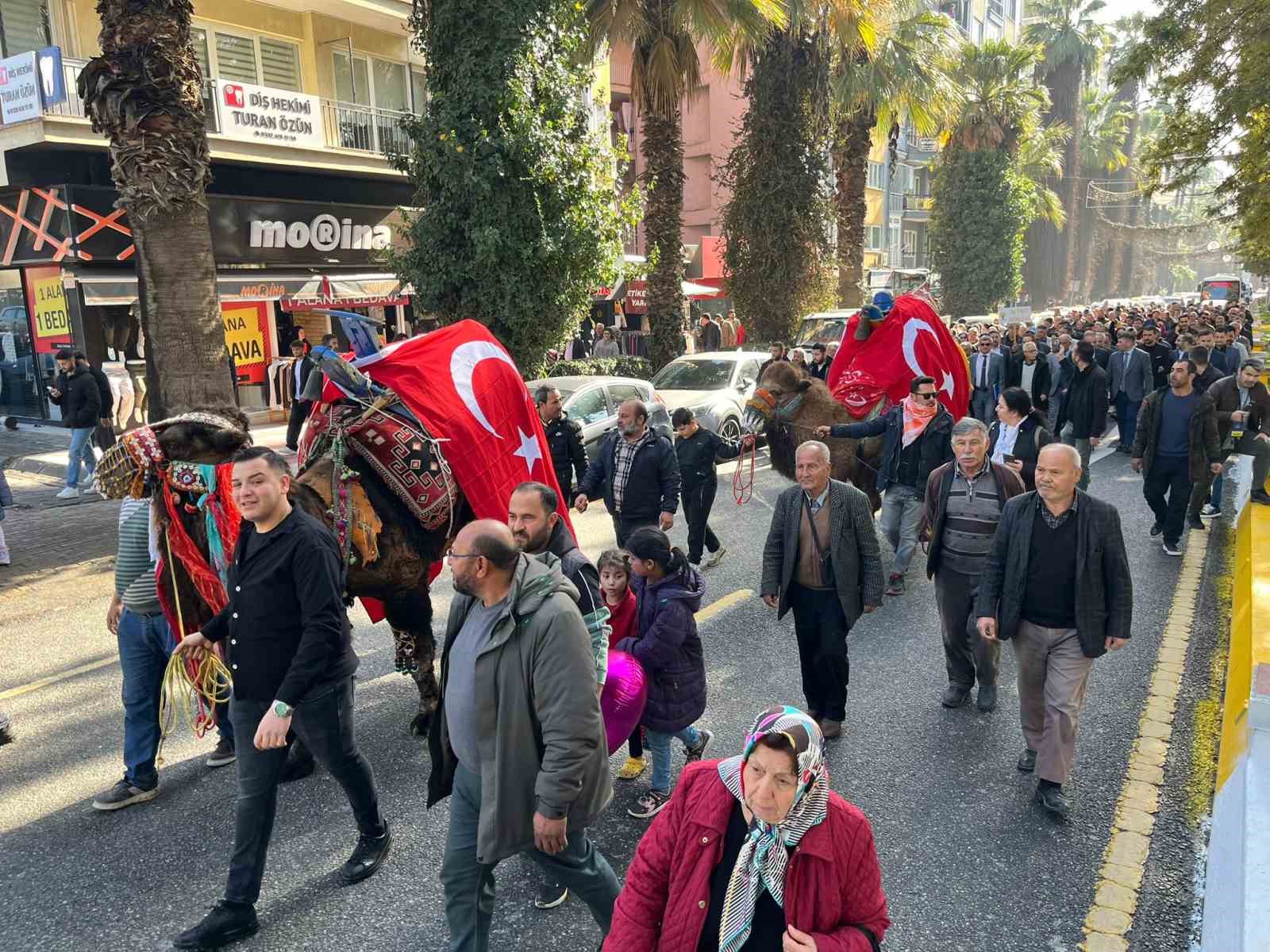 cumhurbaskani erdogan aydinda develerle karsilanacak 0 BNWJMrKJ