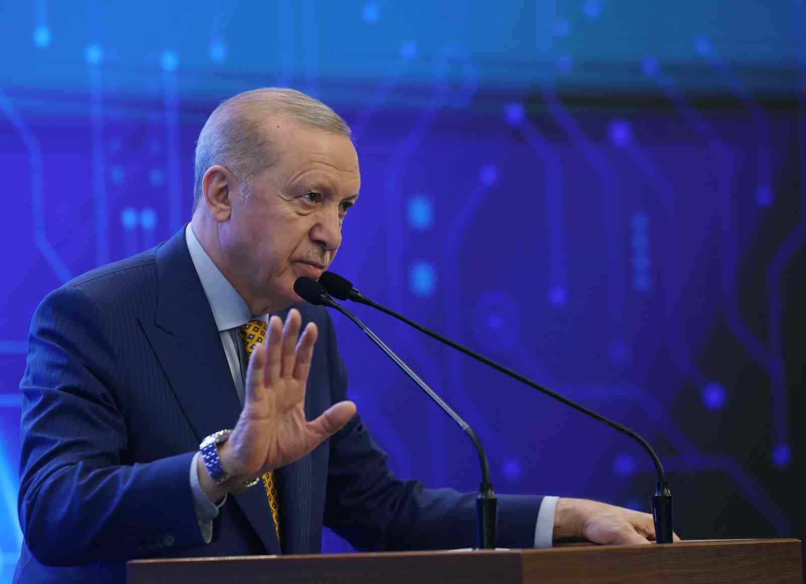 cumhurbaskani erdogan bagimliliga karsi aileyi guclendiren politikalar konulu ideathon yarismasinin final programina katildi 7 Lb4CcfXU