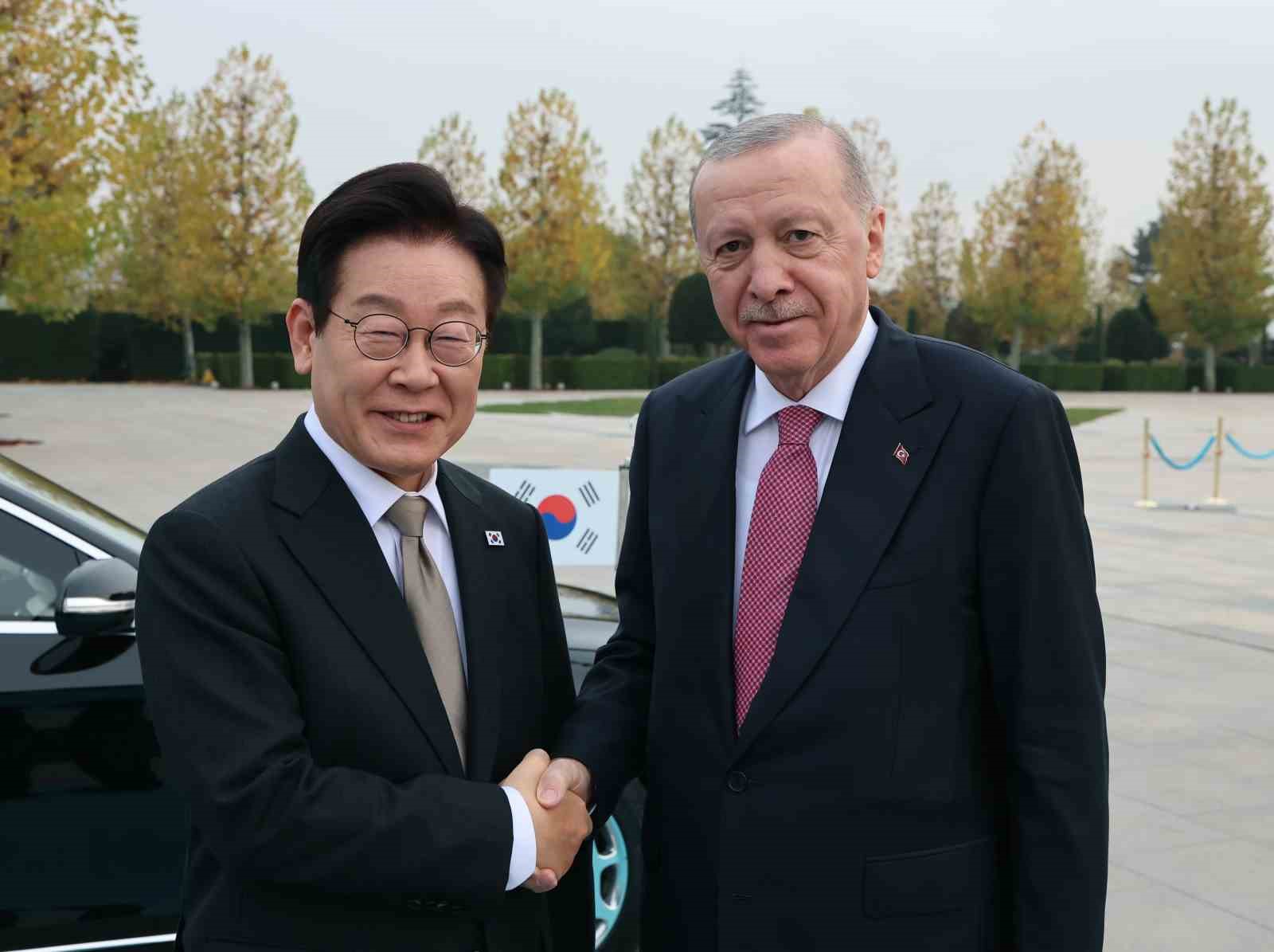 Cumhurbaşkanı Erdoğan: "Bağımsız bir Filistin devletinin kurulması adil ve sürdürülebilir barışın temel koşuludur" 4 cumhurbaskani erdogan bagimsiz bir filistin devletinin kurulmasi adil ve surdurulebilir barisin temel kosuludur 0 k3jIud67