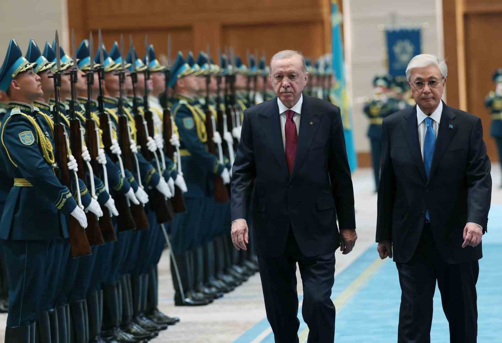 cumhurbaskani erdogan bagimsizlik sarayinda resmi torenle karsilandi 4 qNhP6gDD