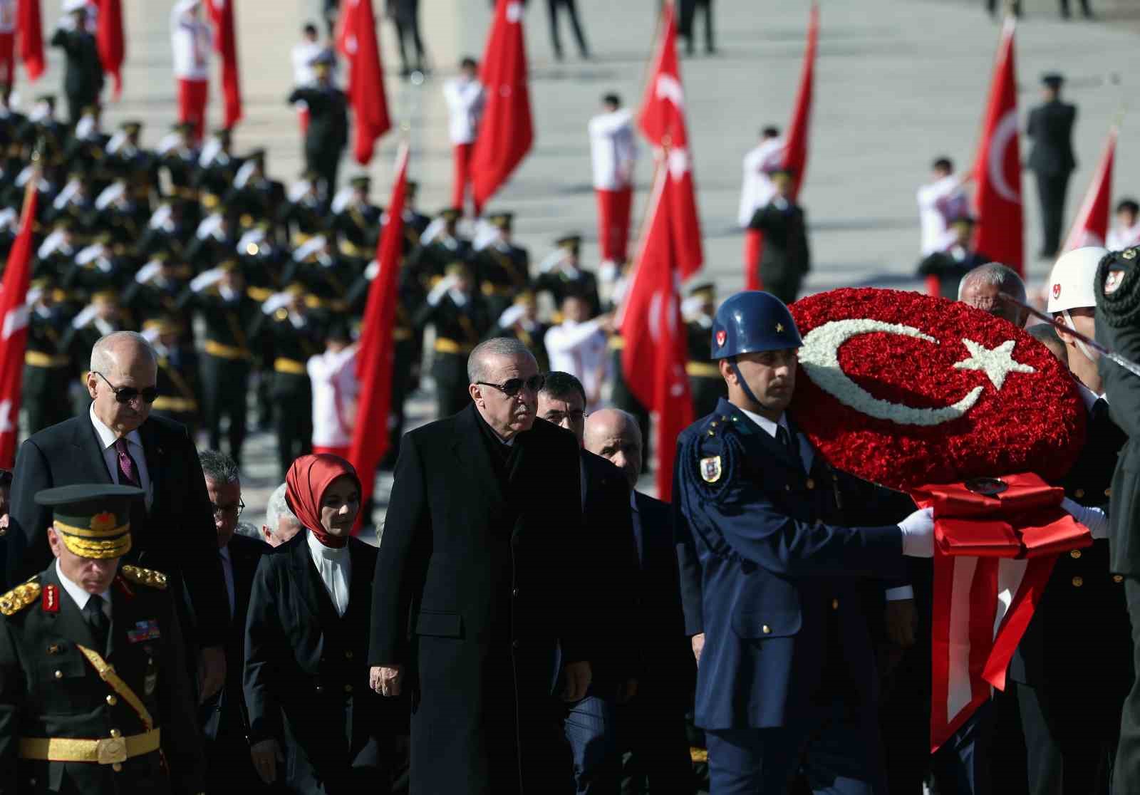 cumhurbaskani erdogan baskanligindaki devlet erkani anitkabiri ziyaret etti 8 beKZuiIn