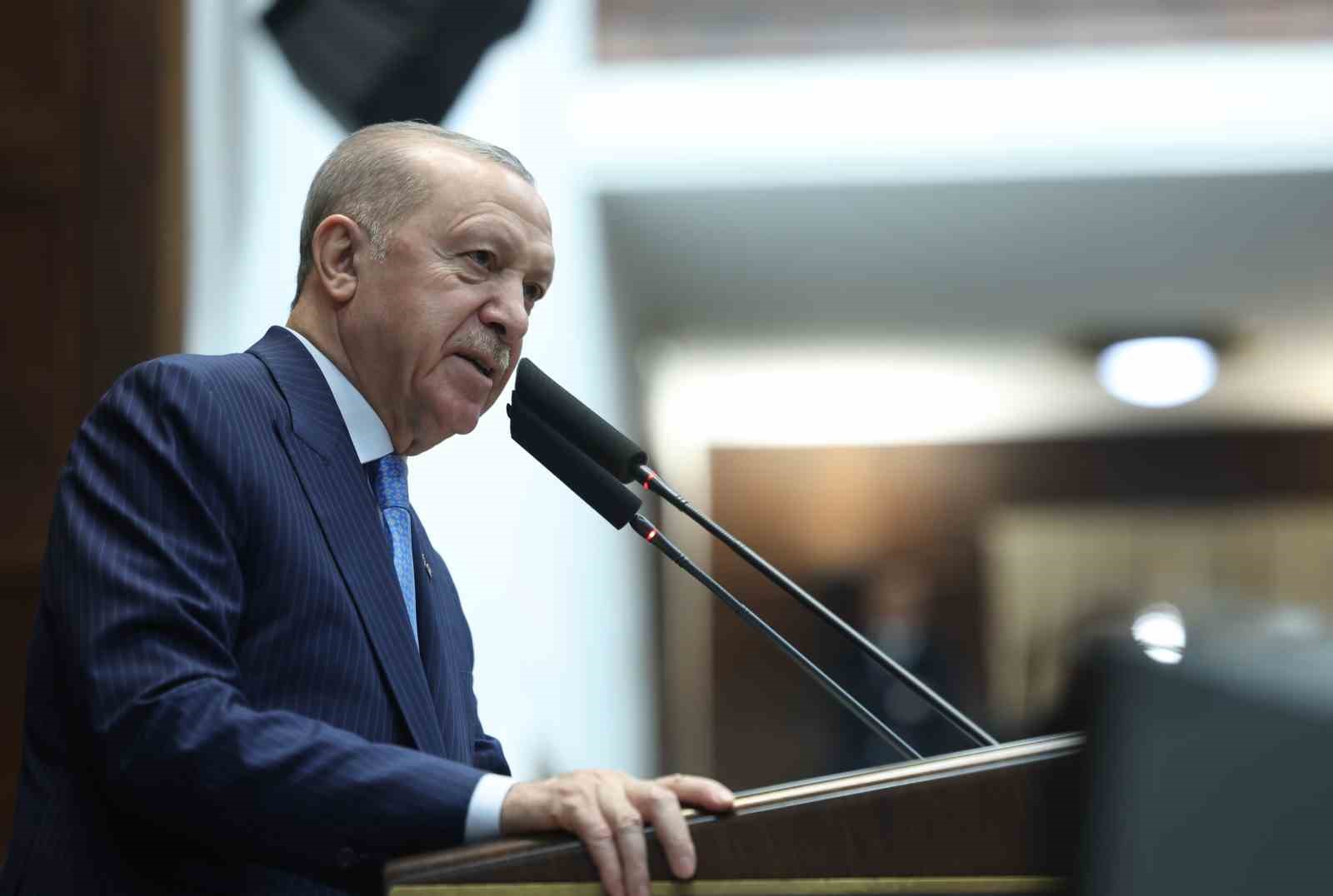 Cumhurbaşkanı Erdoğan: "Bayrağımıza uzanan o kirli elleri muhakkak bulacak, bunun hesabını o hainlerden mutlaka soracağız" 10 cumhurbaskani erdogan bayragimiza uzanan o kirli elleri muhakkak bulacak bunun hesabini o hainlerden mutlaka 1dY33AYL