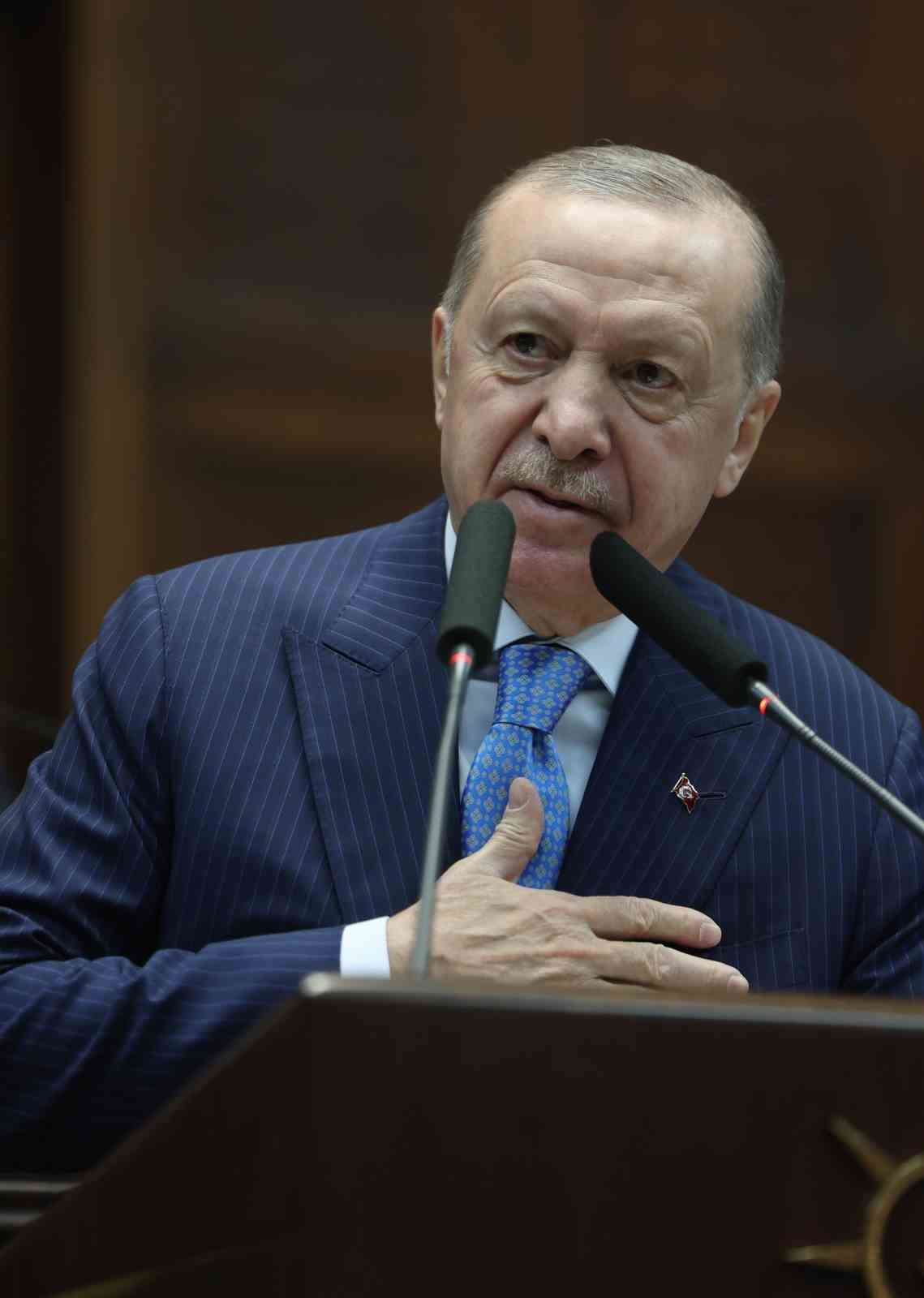 Cumhurbaşkanı Erdoğan: "Bayrağımıza uzanan o kirli elleri muhakkak bulacak, bunun hesabını o hainlerden mutlaka soracağız" 13 cumhurbaskani erdogan bayragimiza uzanan o kirli elleri muhakkak bulacak bunun hesabini o hainlerden mutlaka 457CnZz4